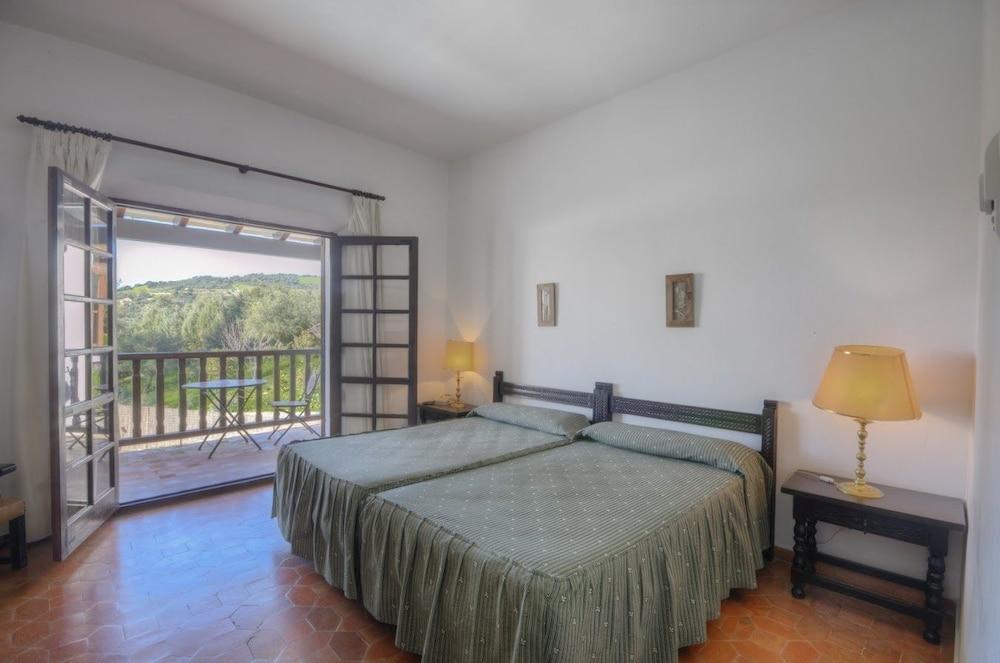 אל בוסקה Hotel Tugasa Las Truchas מראה חיצוני תמונה