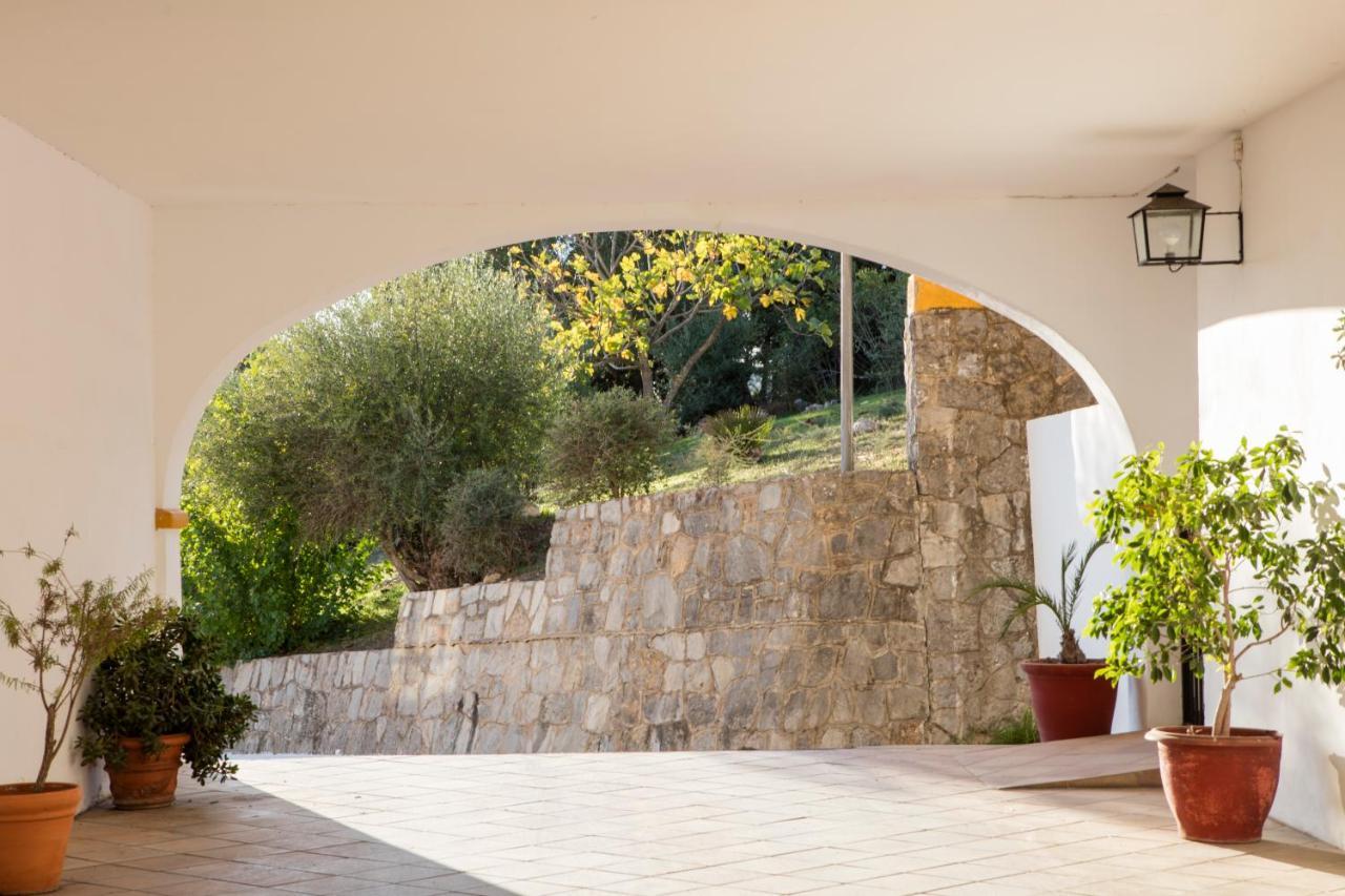אל בוסקה Hotel Tugasa Las Truchas מראה חיצוני תמונה