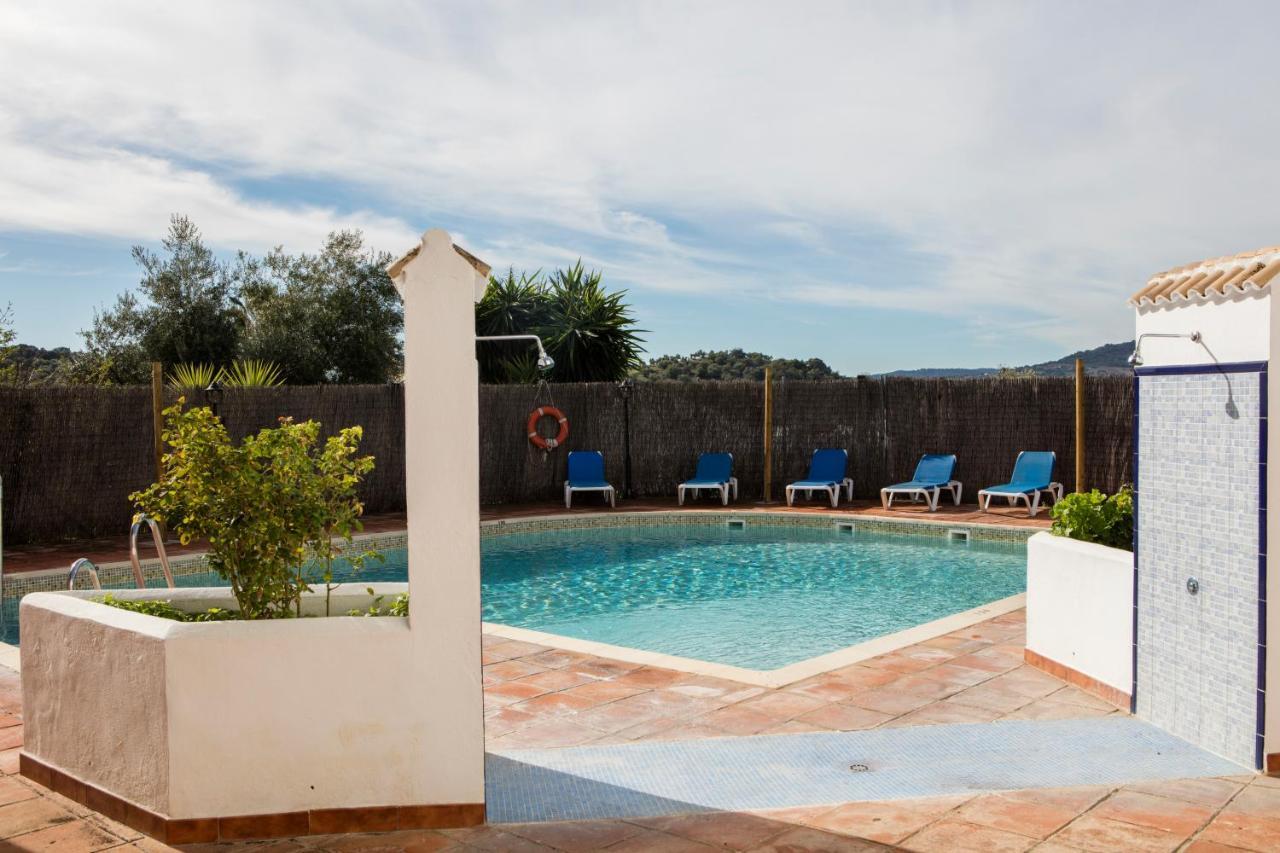 אל בוסקה Hotel Tugasa Las Truchas מראה חיצוני תמונה