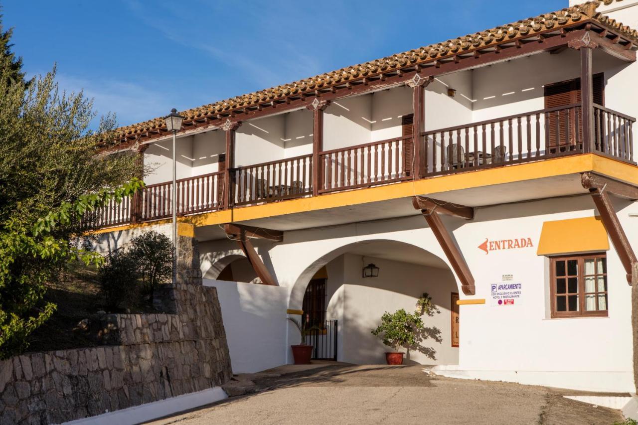 אל בוסקה Hotel Tugasa Las Truchas מראה חיצוני תמונה