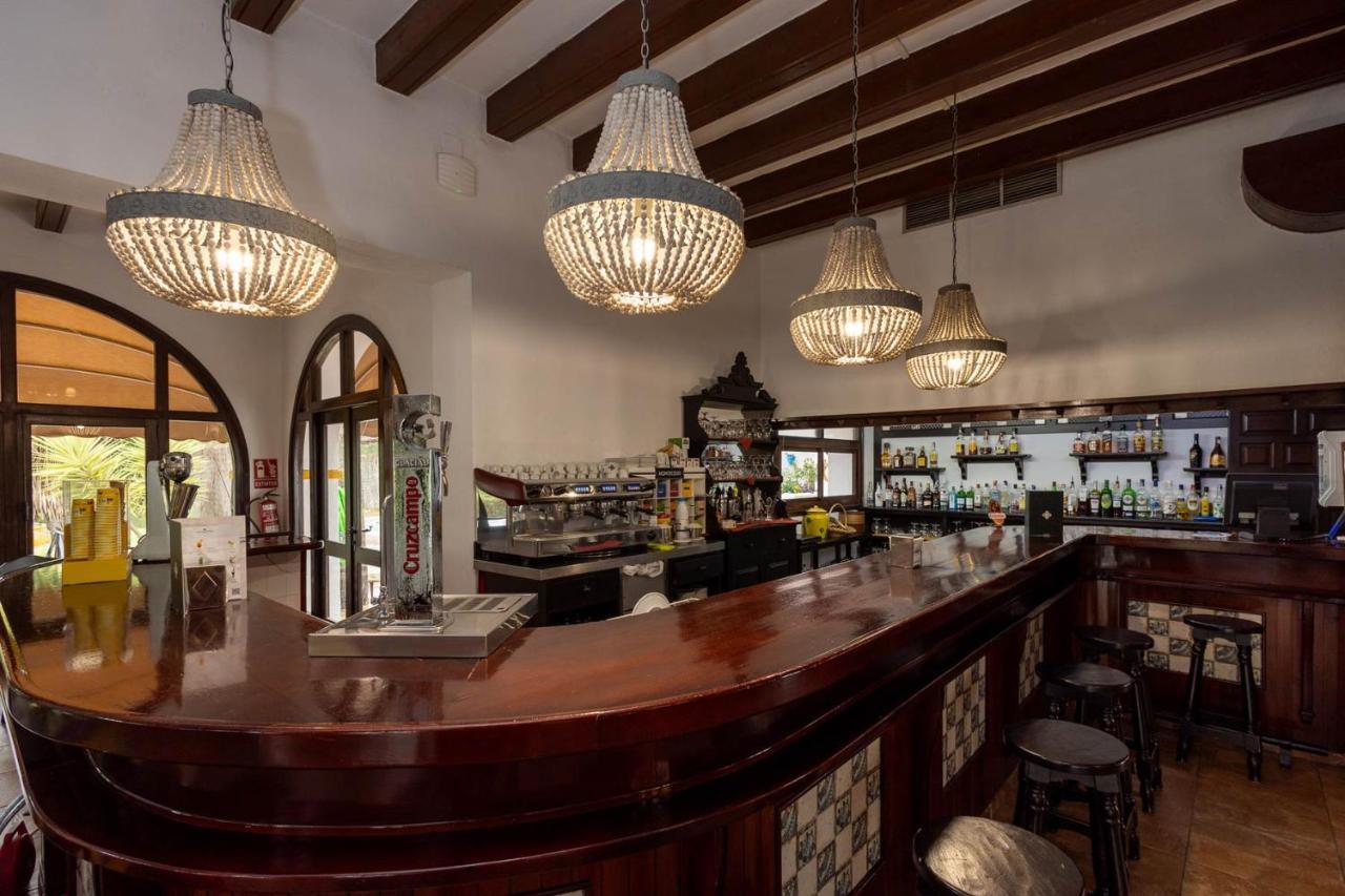 אל בוסקה Hotel Tugasa Las Truchas מראה חיצוני תמונה