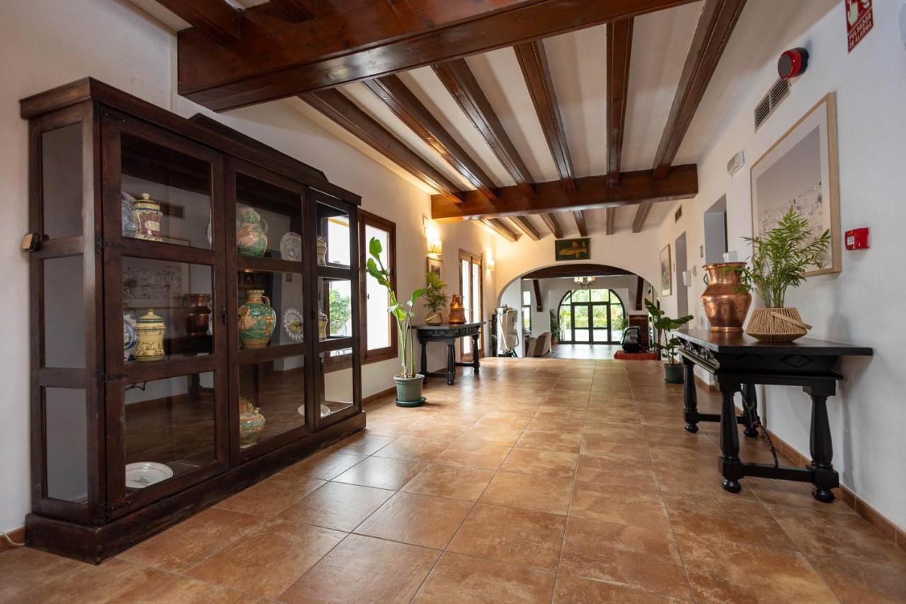 אל בוסקה Hotel Tugasa Las Truchas מראה חיצוני תמונה